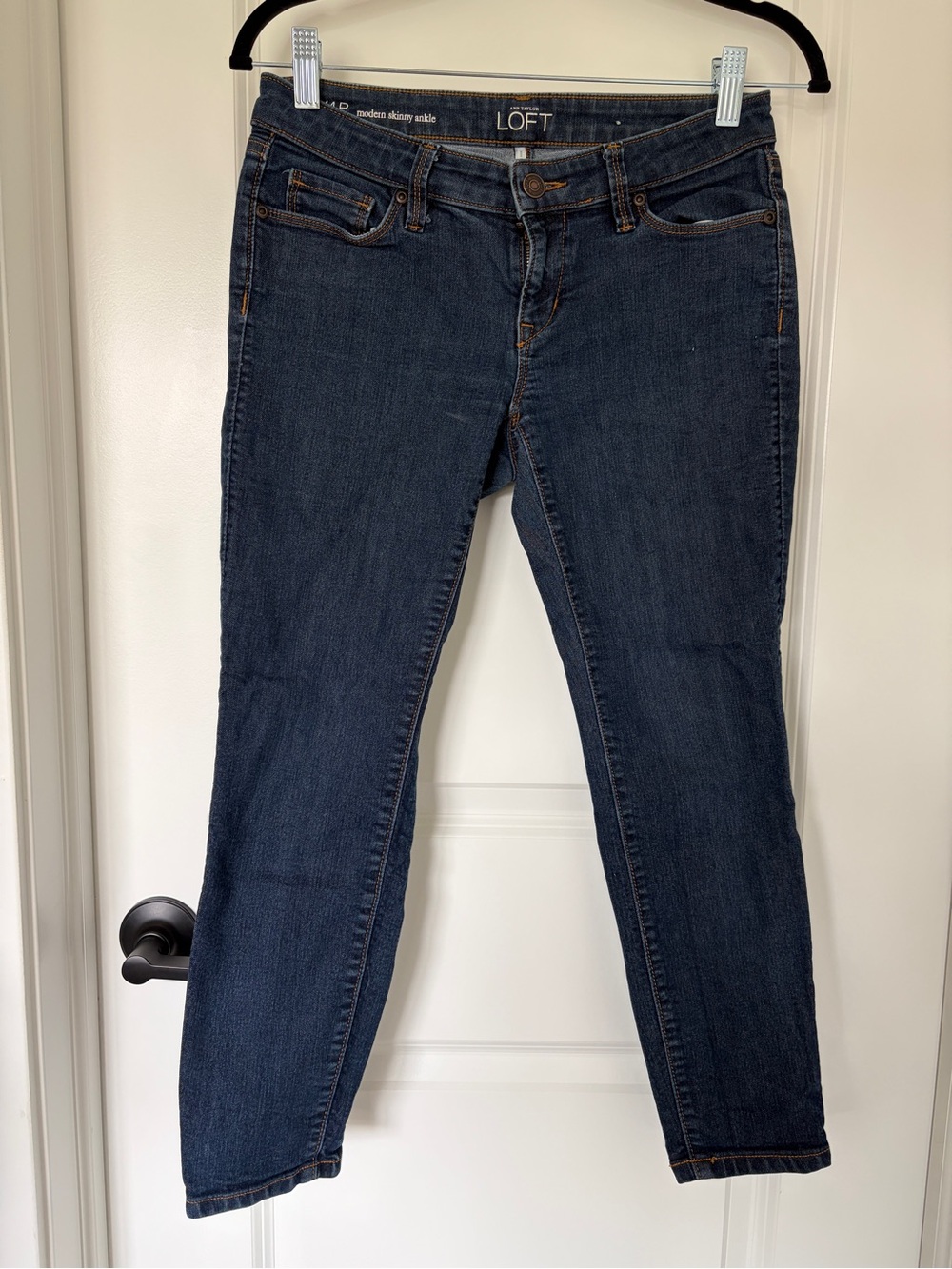 LOFT Ann Taylor Modern Skinny Ankle Jeans Size 27/4P